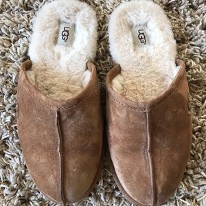 Men’s ugg slippers